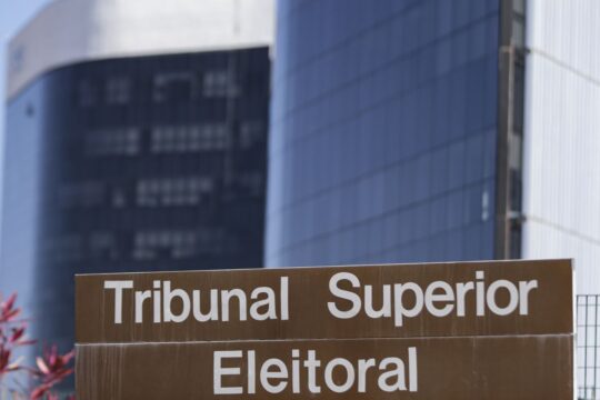 Termina neste sábado prazo para que partidos registrem seus estatutos