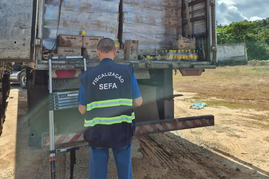 Sefa apreende 5 mil garrafas de cachaça no sudeste do Pará por irregularidade fiscal