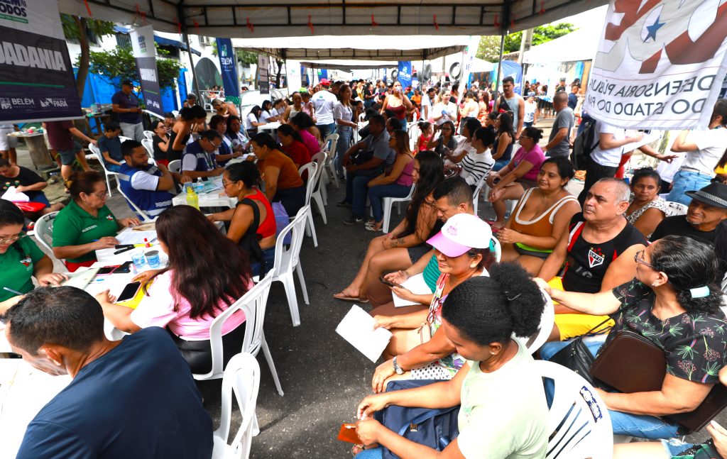 Belém Pra Todos leva mais de 3 mil atendimentos ao Guamá no Dia do Trabalhador