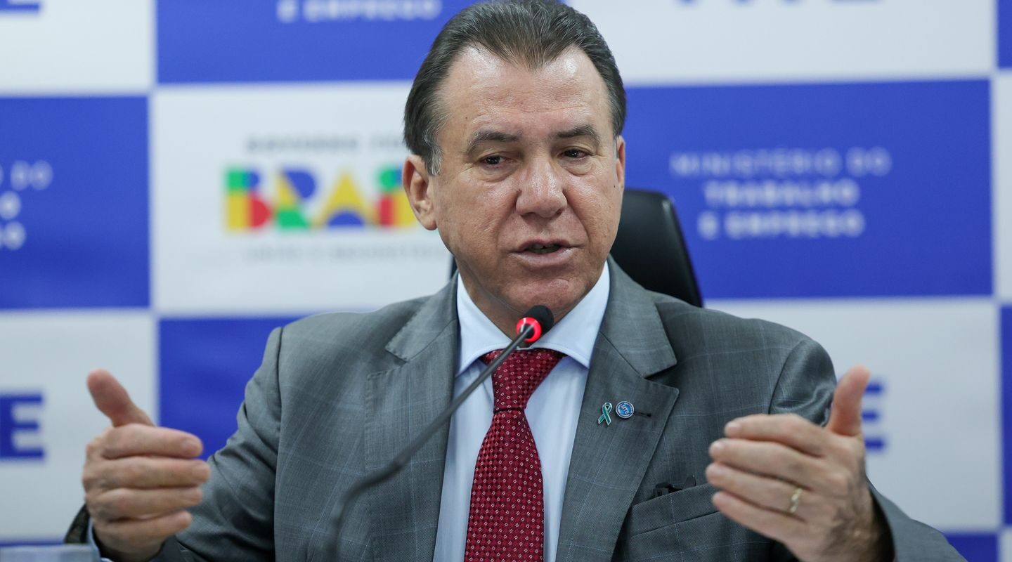 Brasil fecha 2025 com aumento de 5% no estoque de empregos