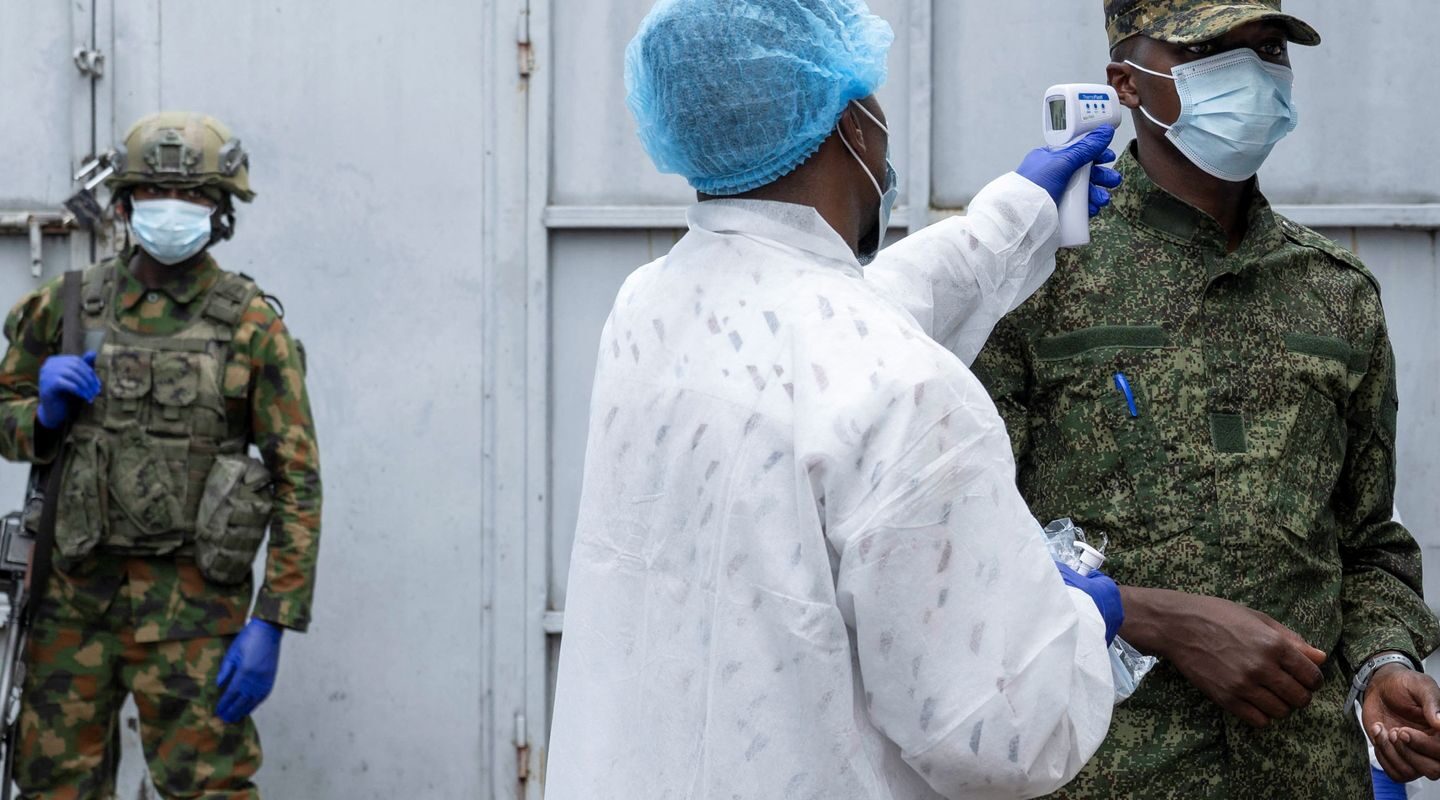 Ebola: dez países africanos estão sob alto risco, diz agência