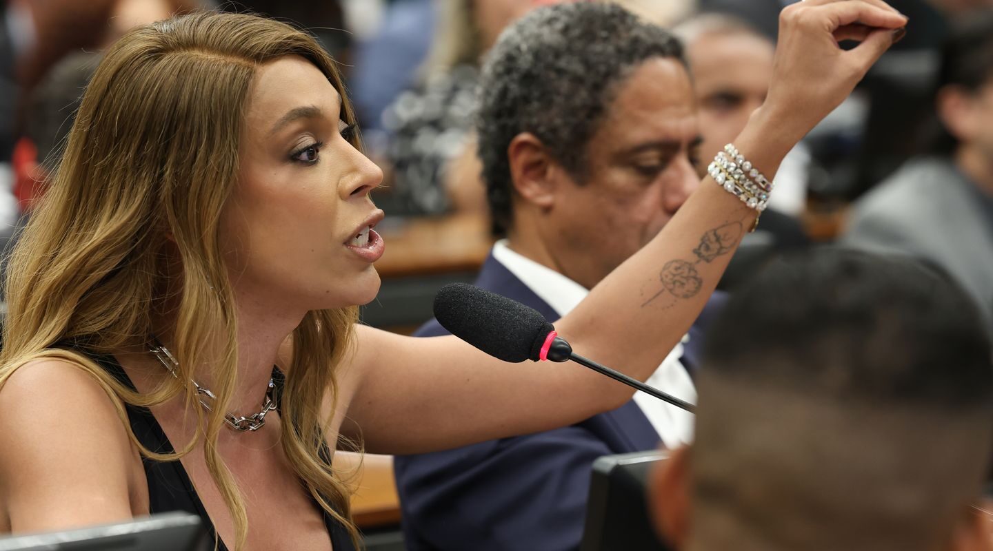 Erika Hilton rejeita negociação sobre compensações na PEC da 6×1 