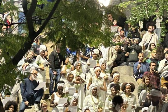 Lavagem da Escadaria do Bixiga reafirma presença negra no centro de SP