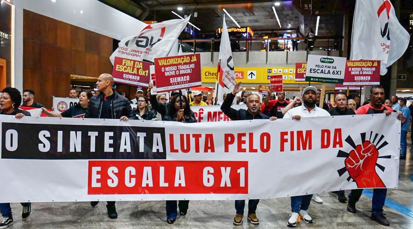 Manifestação no Aeroporto de Guarulhos pede fim da escala 6×1