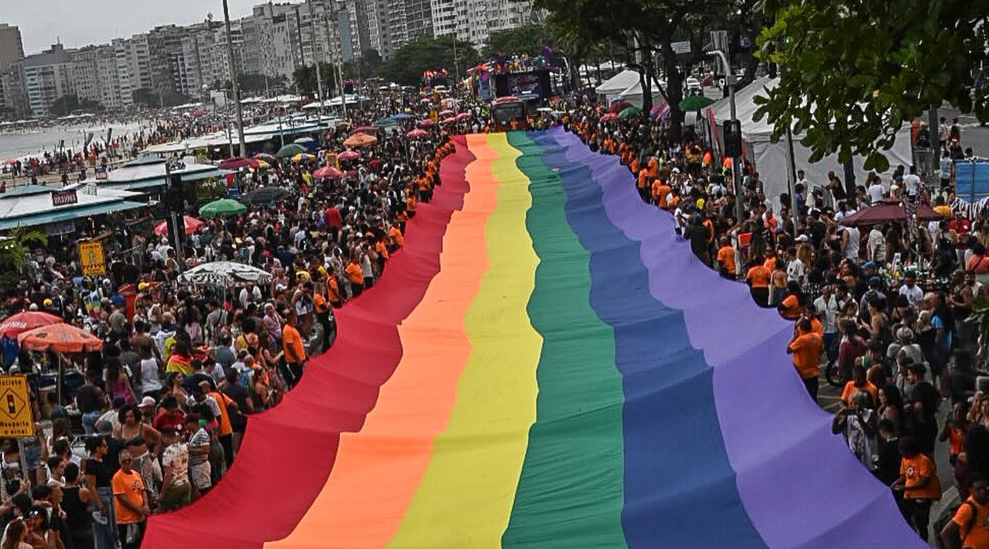 Parada do Orgulho LGBTI+ do Rio divulga tema de 2026