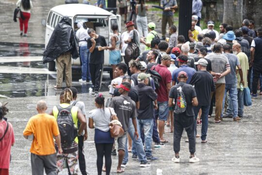 População em situação de rua passa de 388 mil em maio; SP lidera