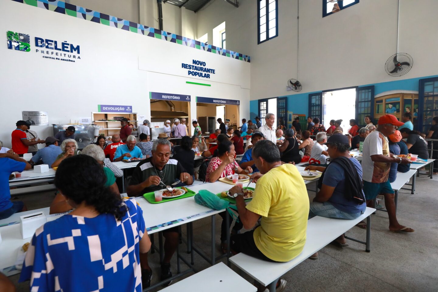 Restaurante Popular serve 30 mil refeições em um mês e garante comida a R$ 2 em Belém