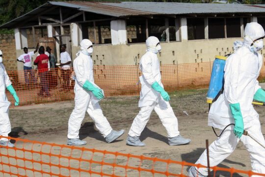Voluntários brasileiros morrem no Congo devido a surto de Ebola