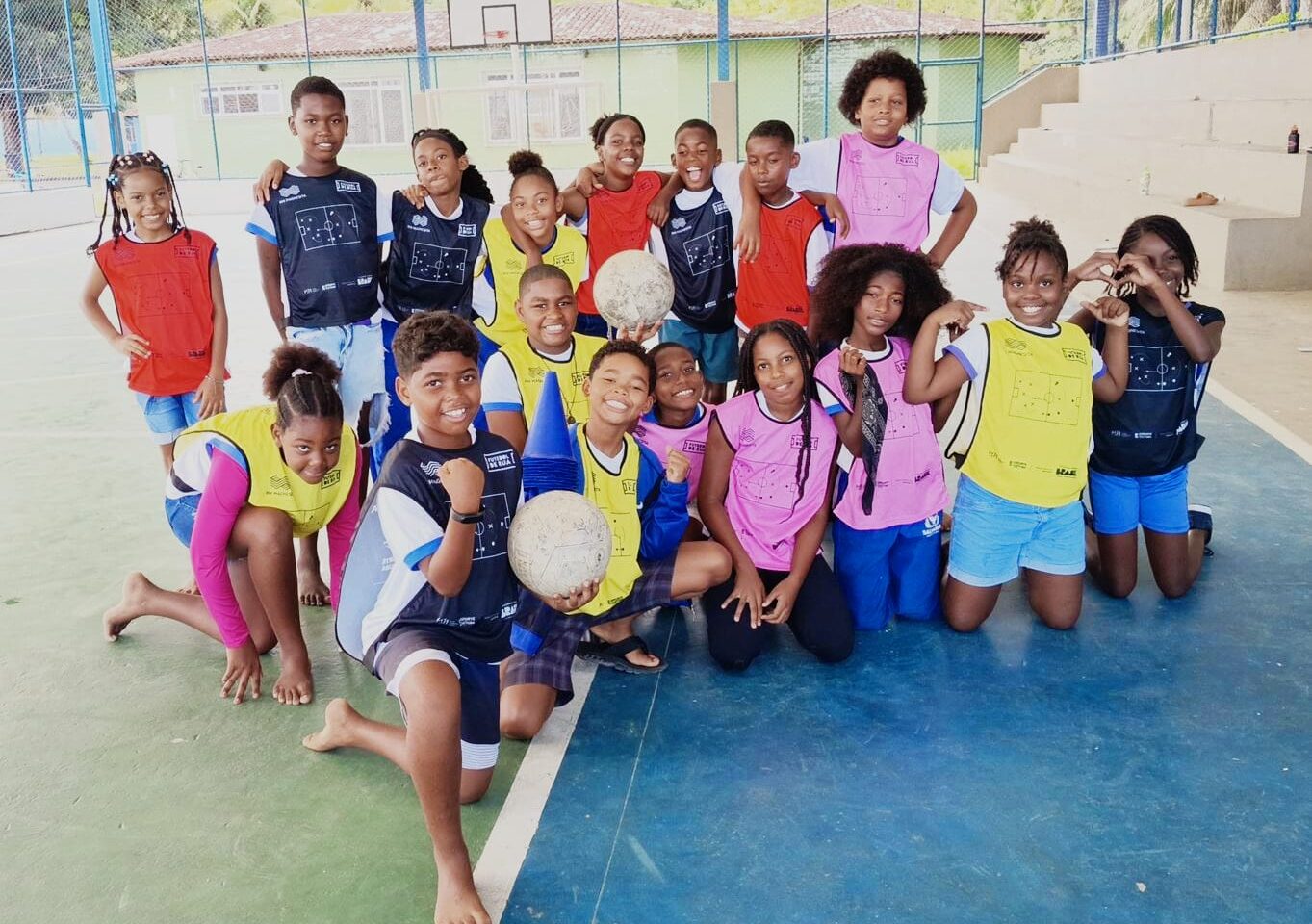 Dia Mundial do Futebol Solidário acontece nesta terça (26) e conta com o apoio da Rede CT