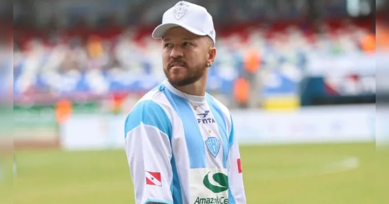Justiça mantém suspensa ação milionária de Rossi contra o Paysandu