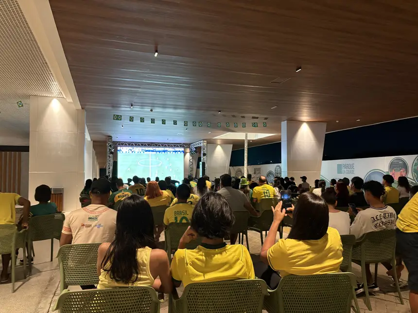 Parque da Cidade reúne torcedores para vitória do Brasil sobre a Escócia na Copa do Mundo