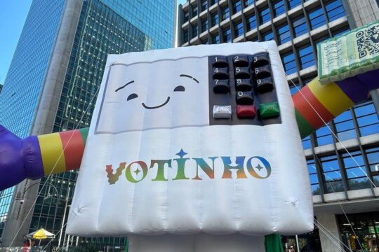 A 30ª Parada do Orgulho LGBT+ alerta sobre importância do voto