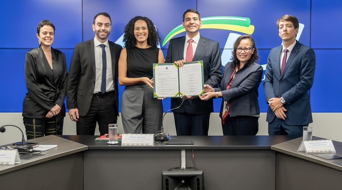 AGU garante posse de servidora exonerada do Itamaraty por banca racial