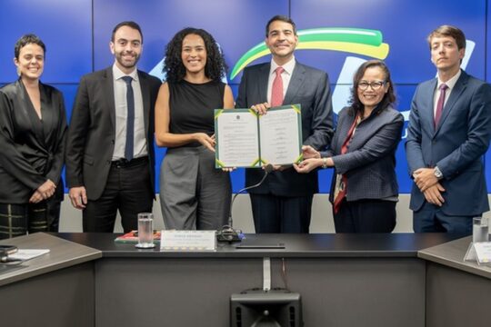 AGU garante posse de servidora exonerada do Itamaraty por banca racial