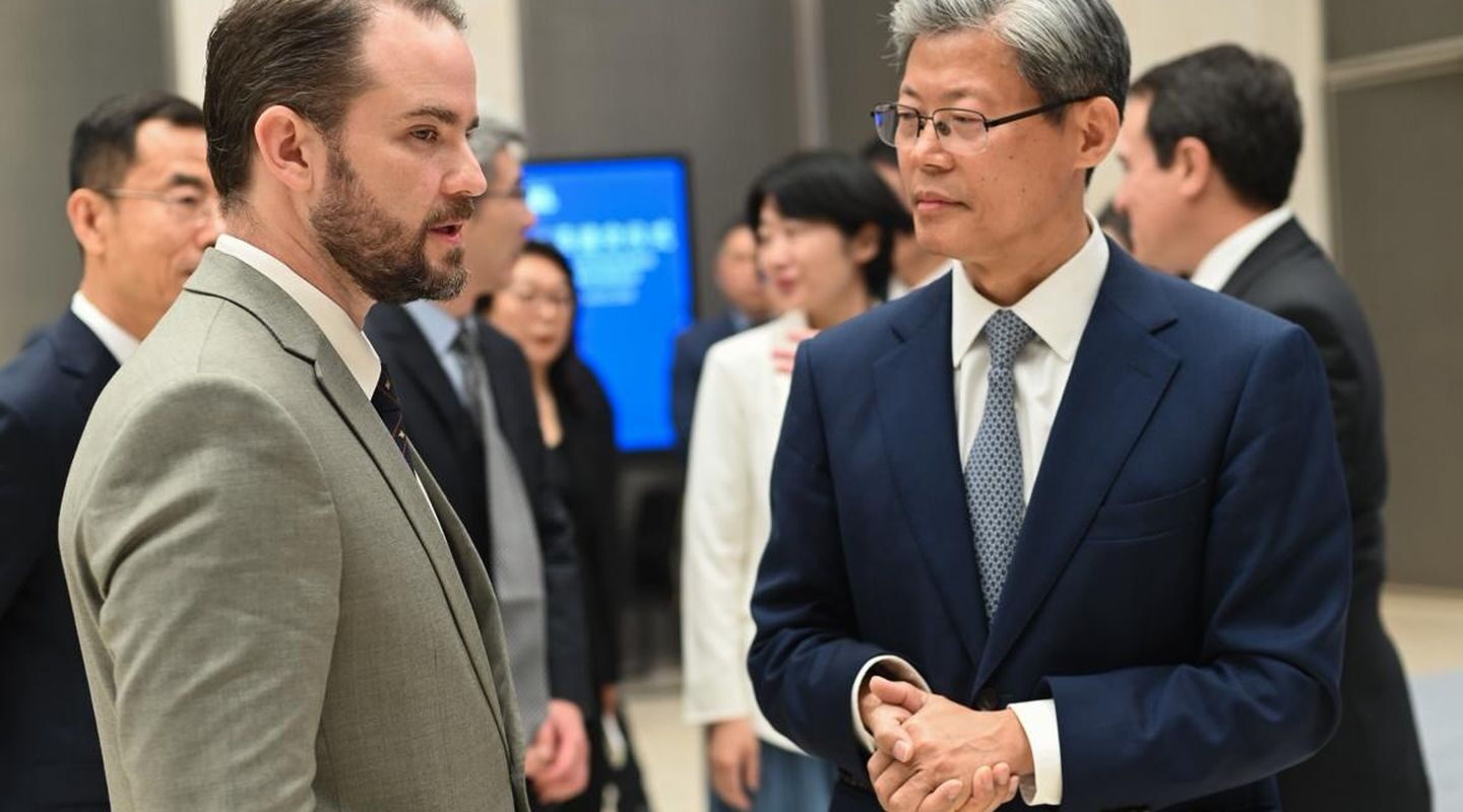 Brasil abre posto tributário na China para ampliar comércio