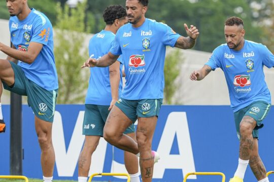 Brasil faz penúltimo treino e viaja para o Texas onde enfrenta Japão