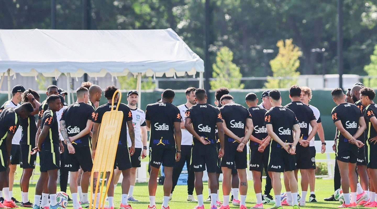 Brasil finaliza preparação para enfrentar Haiti na Copa do Mundo