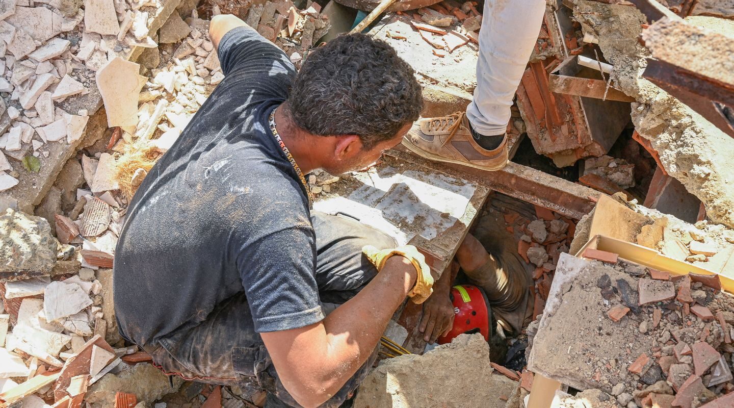 Brasil inicia operações de busca e resgate após terremoto na Venezuela