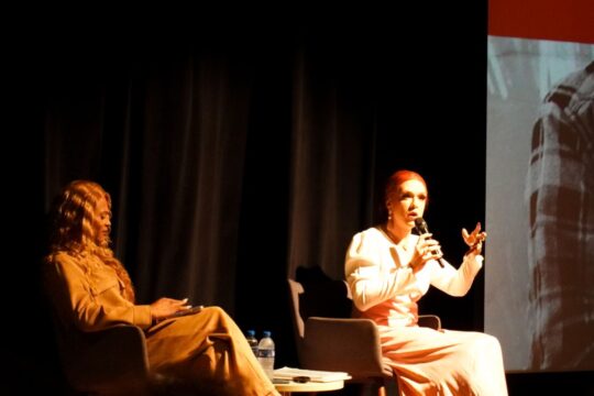 Em evento drag, Rita von Hunty ataca “capitalismo de plataforma”