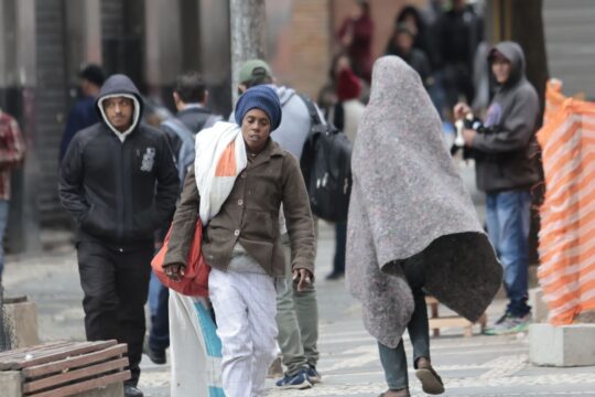 Frio persiste com risco de geada no Sul e Sudeste