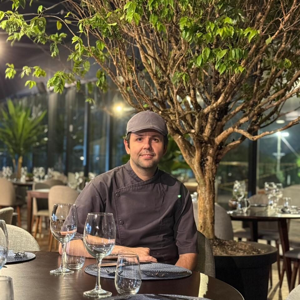 Alta gastronomia, música e lazer transformam hotel em ponto de encontro em Belém