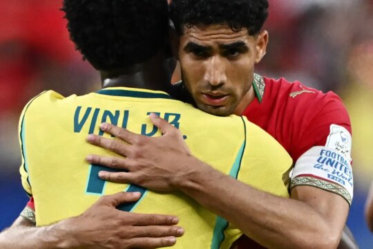 Vinícius Júnior admite atuação ruim do Brasil: "Precisamos melhorar"
