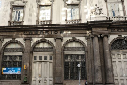 Antiga sede dos Correios no centro do Rio vai a leilão nesta quinta