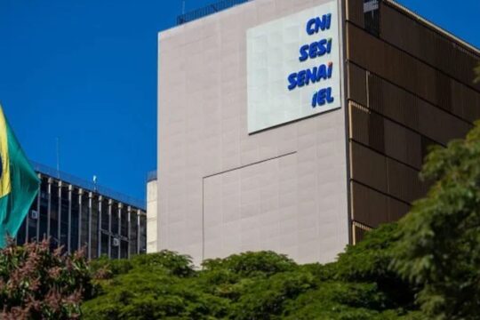 CNI mantém projeção de alta de 2% do PIB para este ano