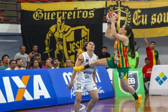 Cerrado vence e força 3º jogo contra Sampaio por vaga na final da LBF
