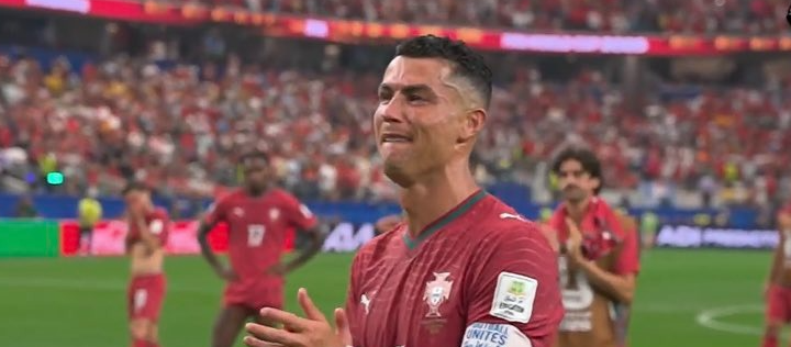 Cristiano Ronaldo se despede das Copas após eliminação de Portugal para a Espanha