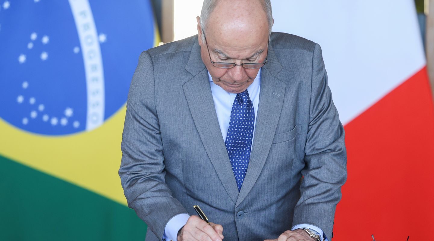 Itamaraty alerta para risco de EUA usar força militar no Brasil