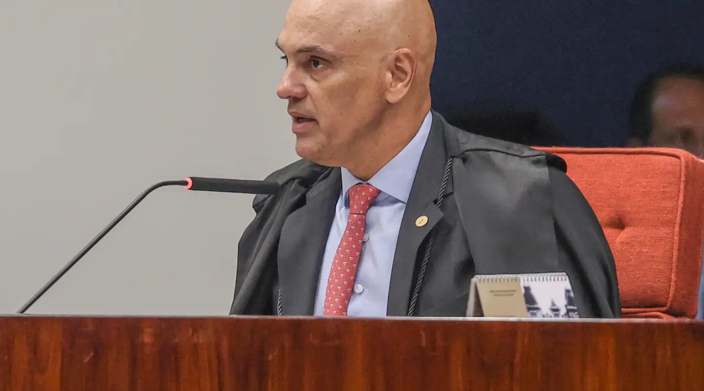 Moraes arquiva investigação contra Bolsonaro no caso Abin Paralela