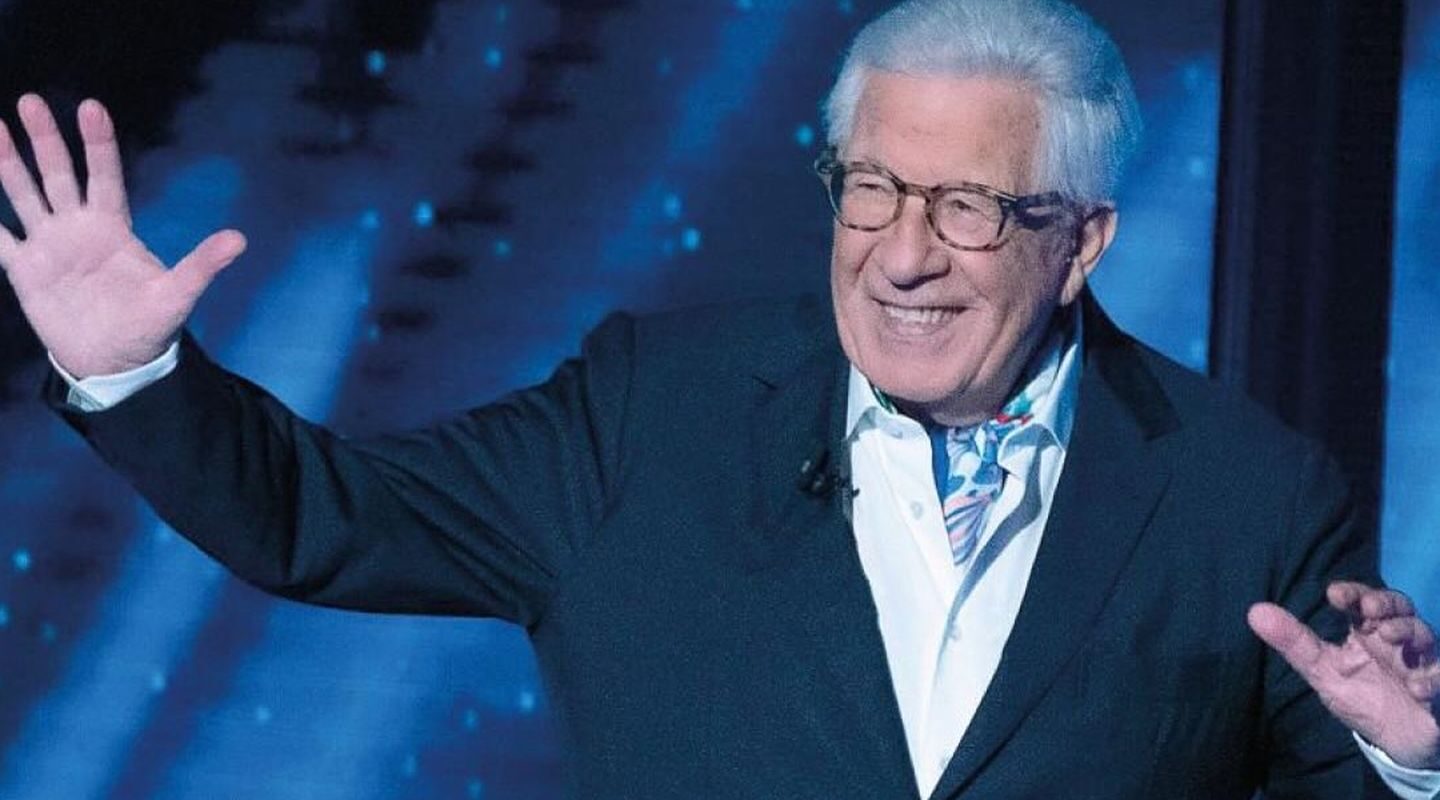 Morre Peppino di Capri, ícone da música italiana, aos 86 anos