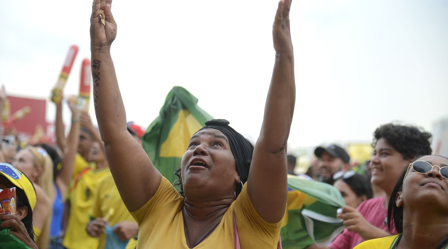 PM reforça a segurança em pontos de concentração de torcedores no Rio