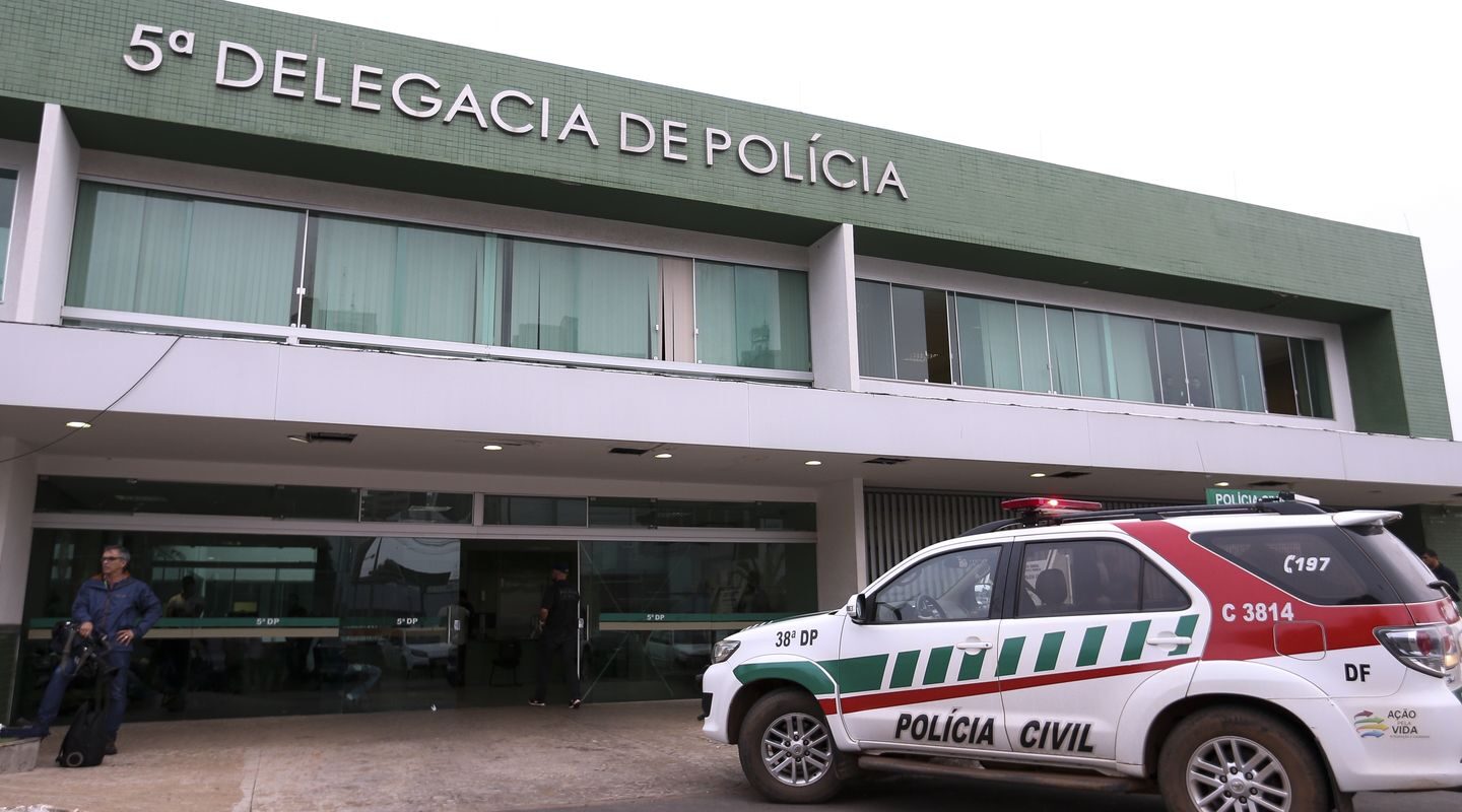Polícia Civil do DF não indicia Bolsonaro no caso de arma apreendida
