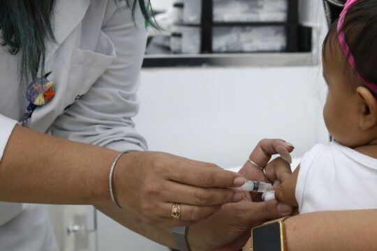 Unicef: 13,5 milhões de crianças não recebem vacina no 1° ano de vida