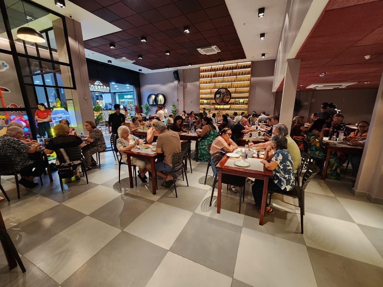 Dia dos Pais deve movimentar restaurantes de Belém com experiências que vão além da gastronomia