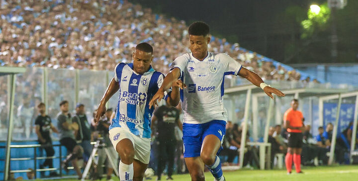 Paysandu vira sobre o Confiança e volta ao G-8 da Série C
