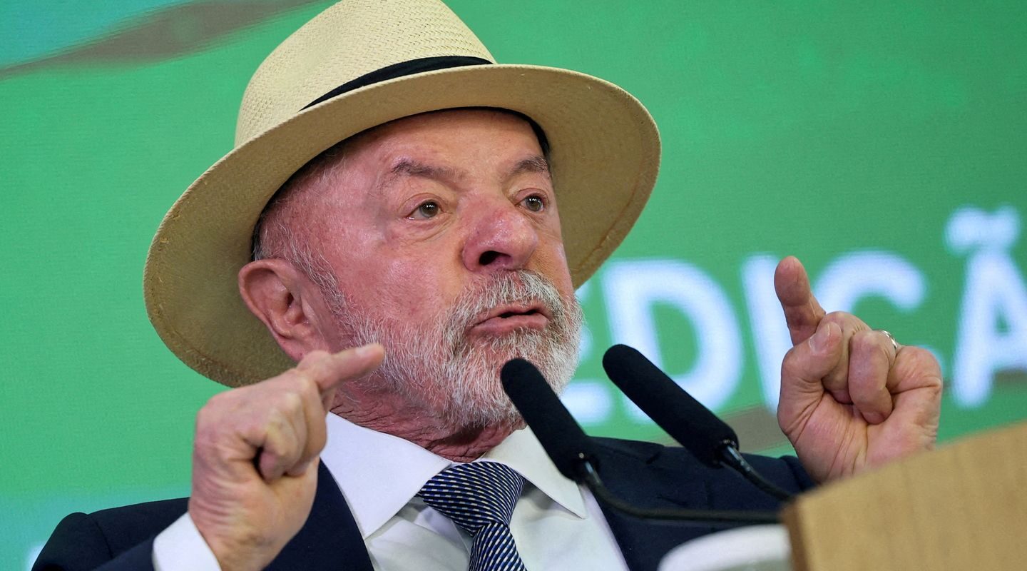 Atitude irresponsável, diz Lula após revogação de visto de embaixadora
