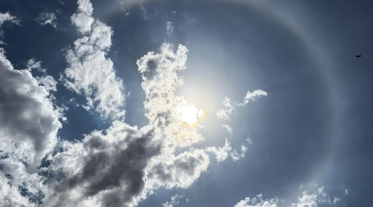 Beleza nos céus, halo solar não é sinal de chuva, diz especialista