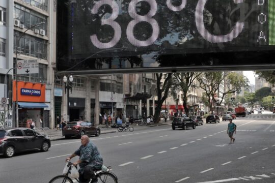 Brasil cria plano para emergências na saúde por mudanças climáticas