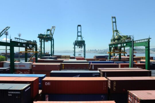 Brasil e EUA definem data de reunião para discutir tarifaço