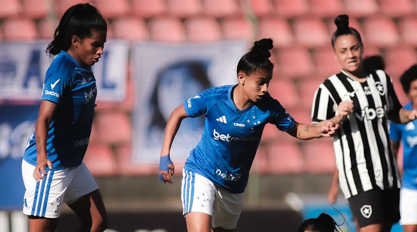 Cruzeiro vence Botafogo no Brasileirão Feminino