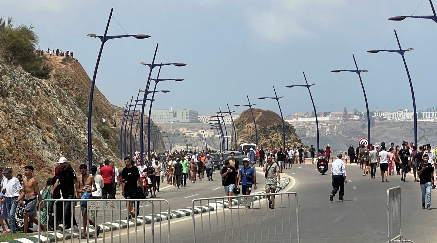 Especialistas divergem sobre anuência do Marrocos em migração a Ceuta