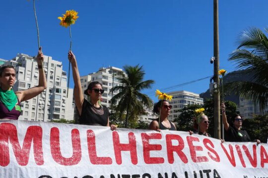 Mulheres vão às ruas pela votação do PL da Misoginia