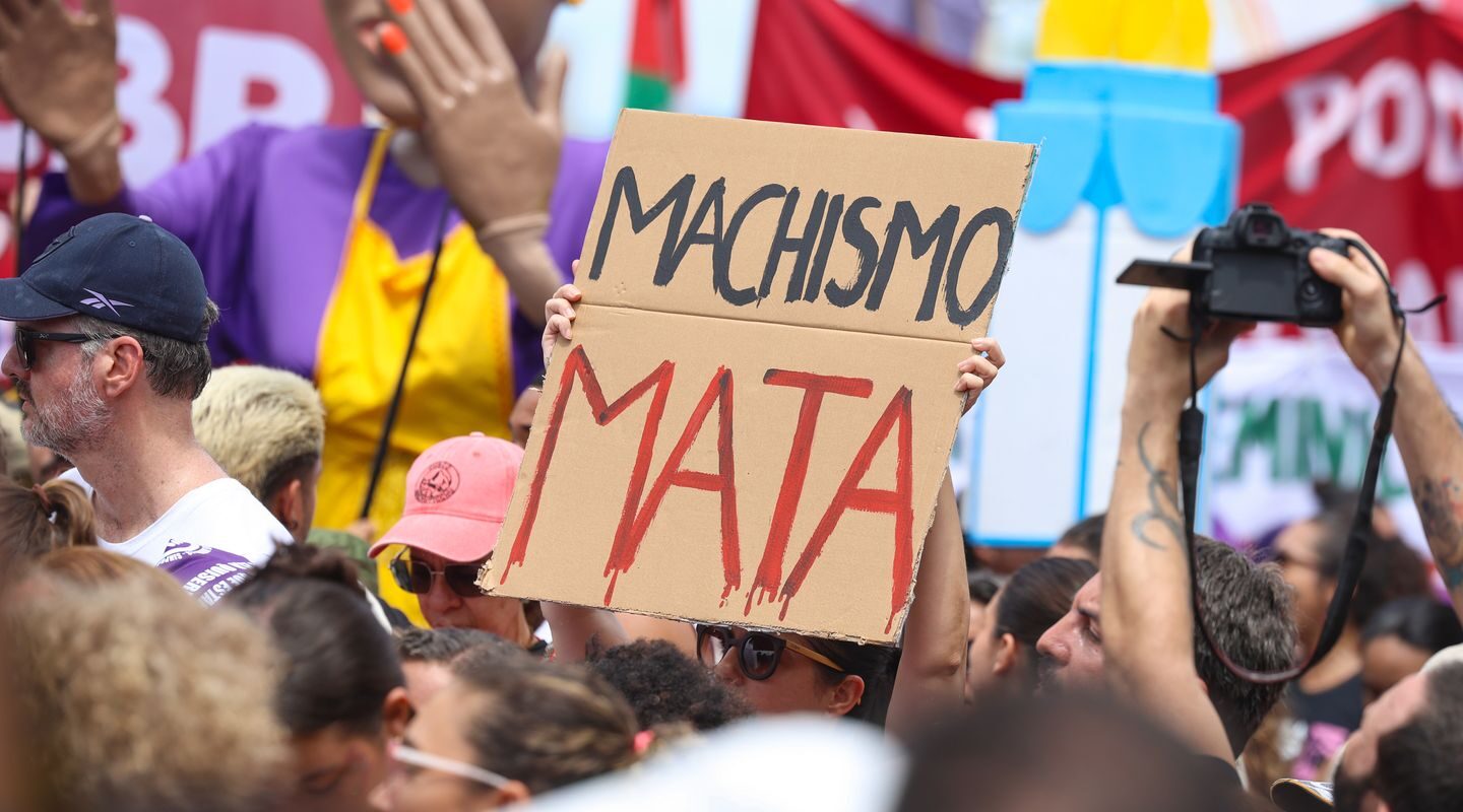 Sobrecarga doméstica expõe mulheres à violência, dizem especialistas