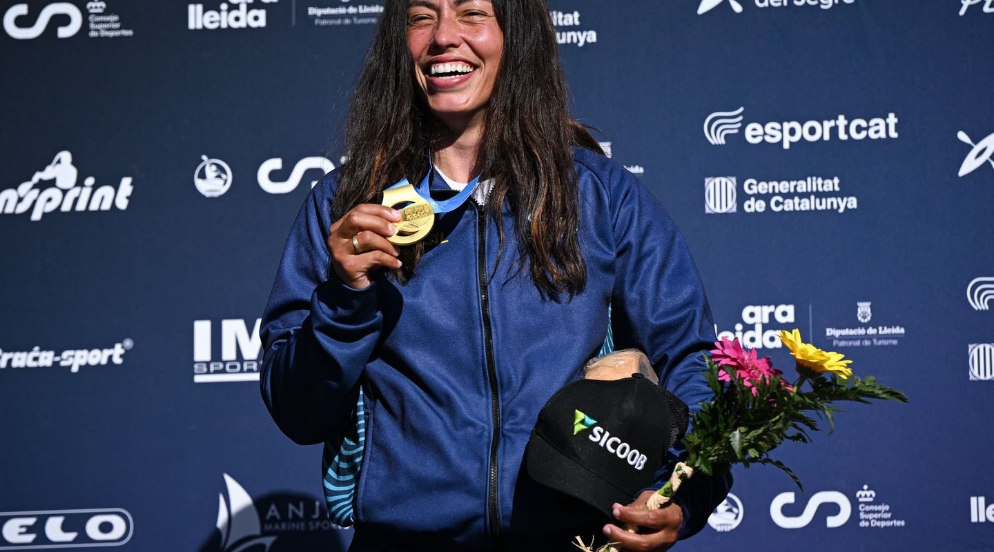 Ana Sátila é ouro em etapa da Copa do Mundo de canoagem slalom