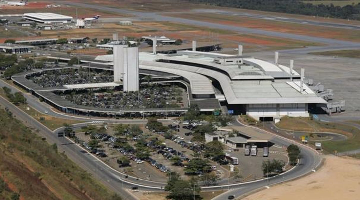 BH: Aeroporto de Confins suspende operações por problema na pista