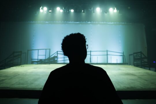 Coletivos de teatro terão programação gratuita em 18 cidades de SP
