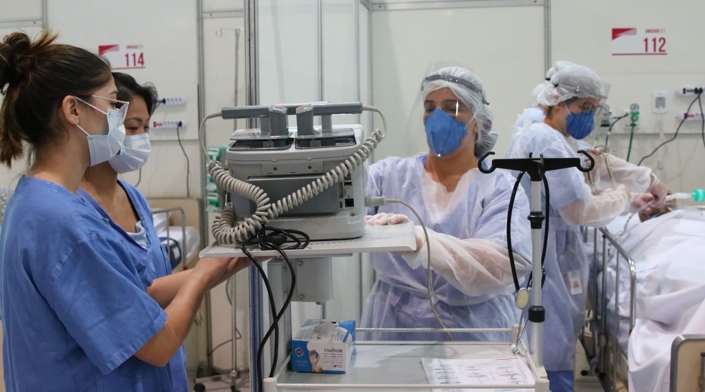 Estudo aponta esgotamento emocional e burnout de médicos de UTI